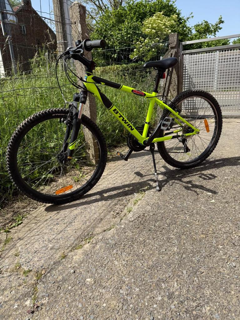 Vtt b twin 24 pouces, Vélos & Vélomoteurs, Enlèvement ou Envoi