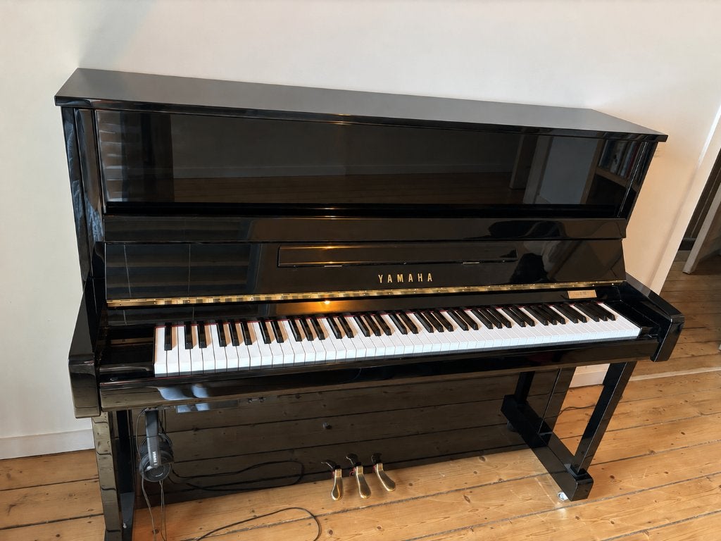 Piano droit B3 SC2 Silent, Enlèvement, Utilisé, Noir, Piano