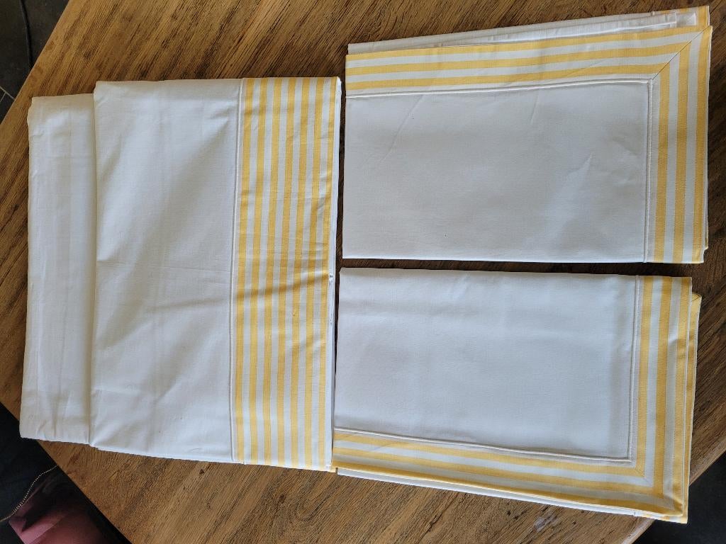 parure de lit 100% coton draps 2 x 220X300 + 2 taies neuf, Neuf, Drap-housse ou Taie d'oreiller, Enlèvement ou Envoi, Blanc