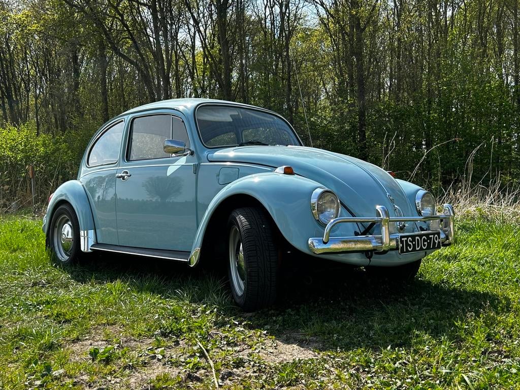 VW kever, lichtblauw 1974 perfecte staat, Auto's, Oldtimers, Volkswagen, Benzine, Stadsauto, 2 deurs, Handgeschakeld, Blauw, Zwart