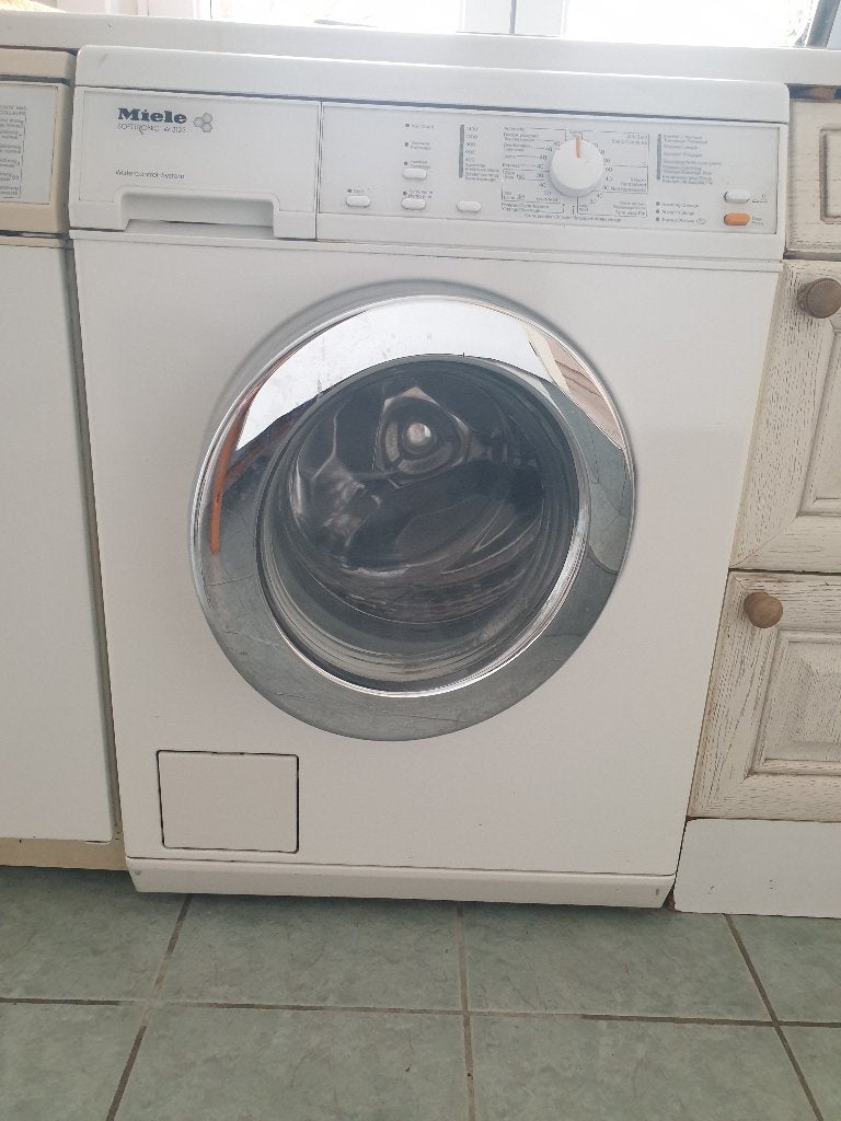 Machine à laver Miele Softronic W3123, Electroménager, 1200 à 1600 tours, 85 à 90 cm, Programme court, Chargeur frontal