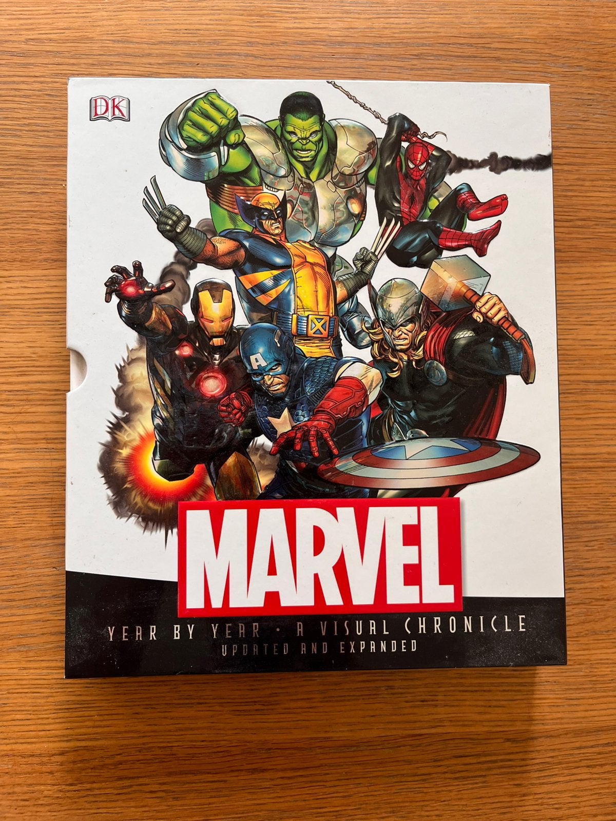 Marvel Year by Year A Visual Chronicle, Livres, BD | Comics, Enlèvement ou Envoi, Comme neuf