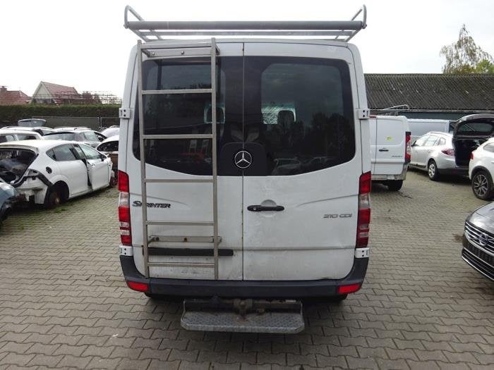 Achterbumper van een Mercedes Sprinter, Gebruikt, -, Ophalen of Verzenden, Bumper