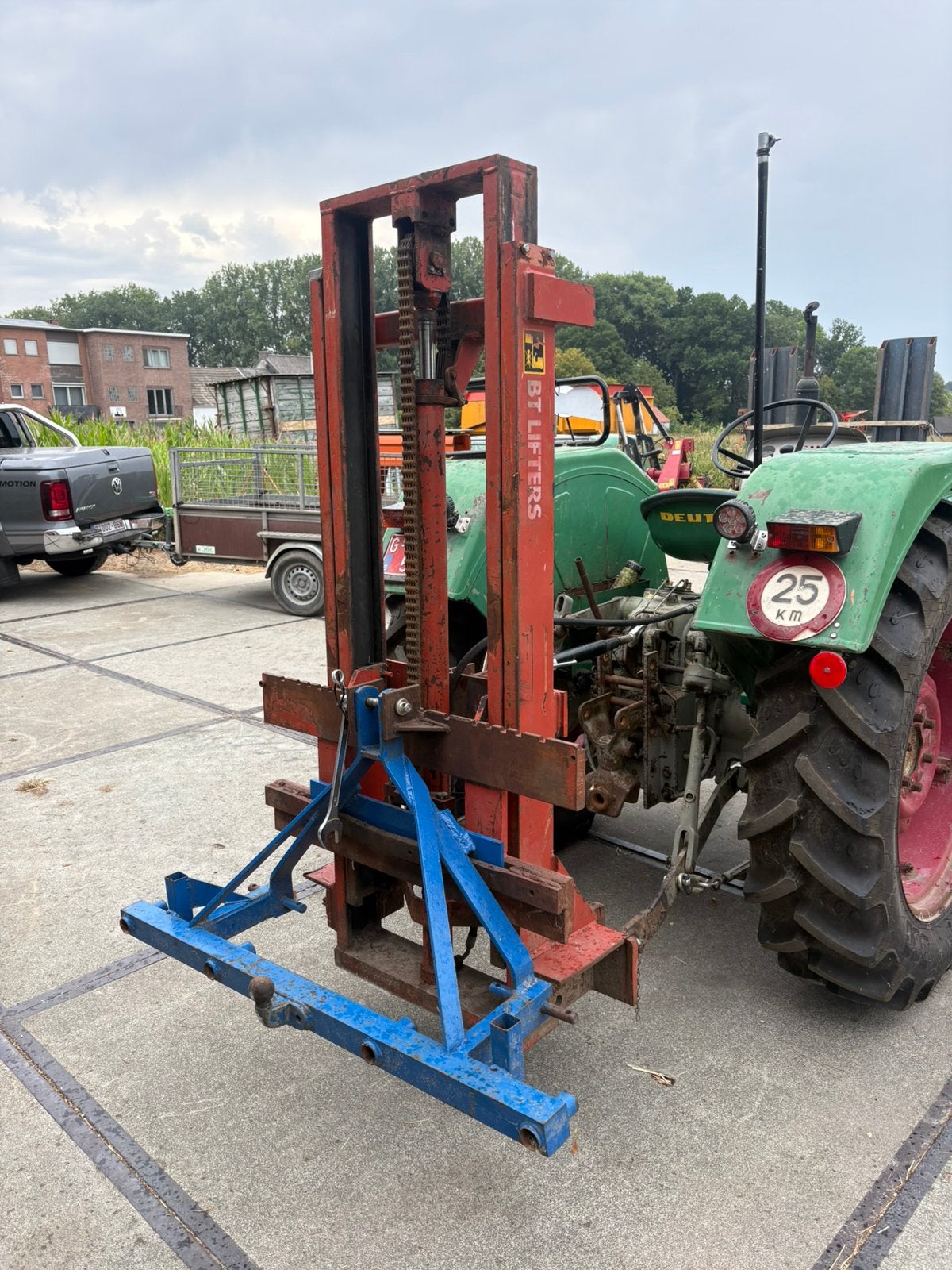 Hefmast achter tractor, Zakelijke goederen, Ophalen