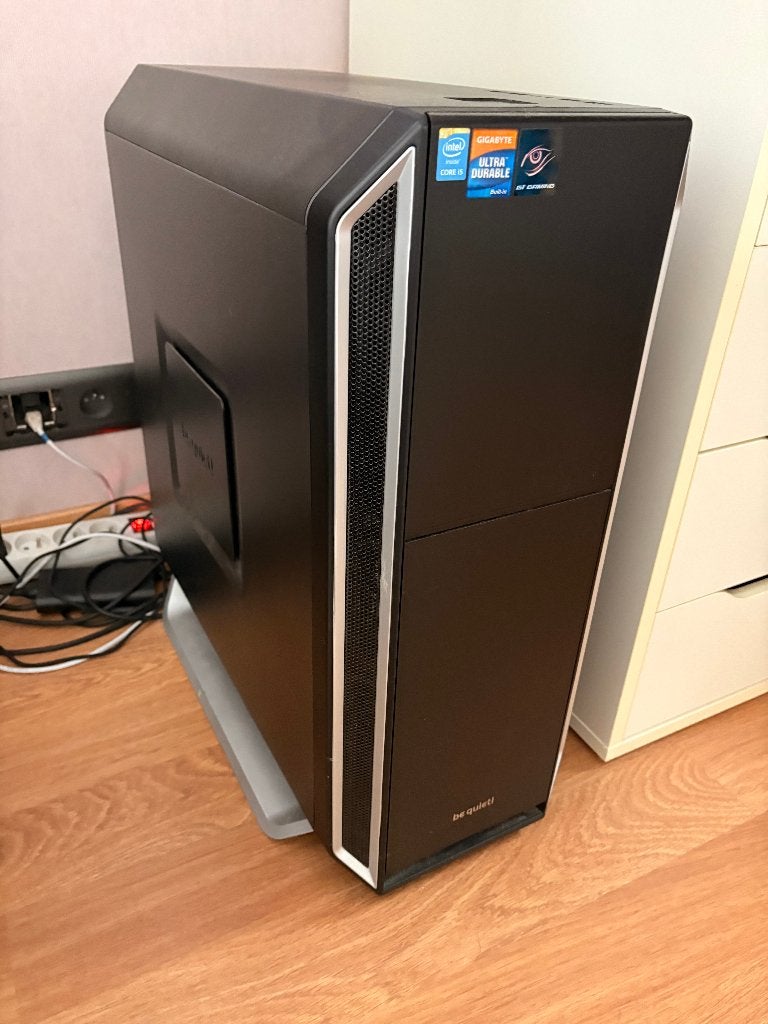 PC de bureau i5-4460 GTX 960 2 Go sans HDD/SSD, Avec carte vidéo, Utilisé, Gaming, Custom build