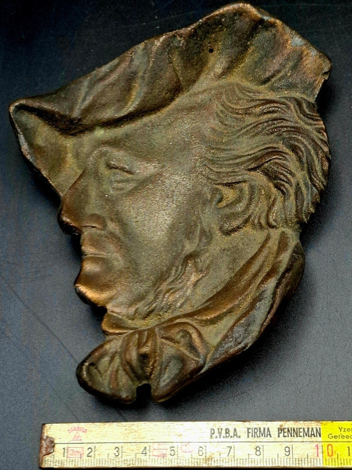 Schaaltje Richard Wagner, Ophalen