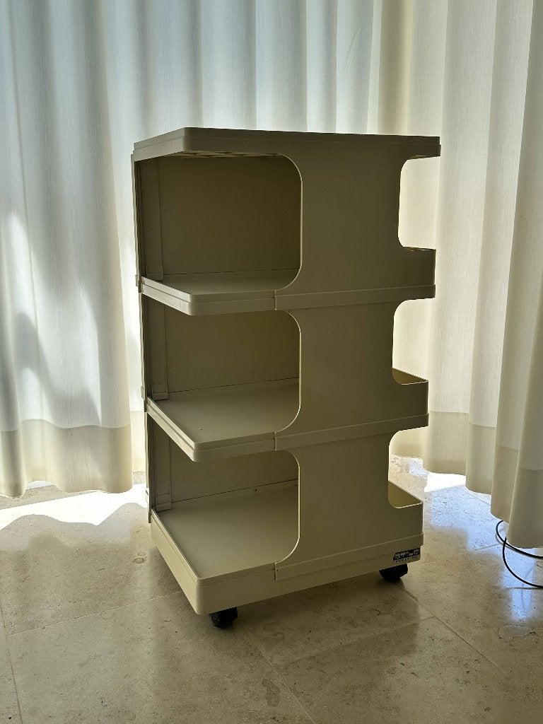 Stile Neolt - by Giovanni Pelis - plastic trolley, Ophalen, Gebruikt