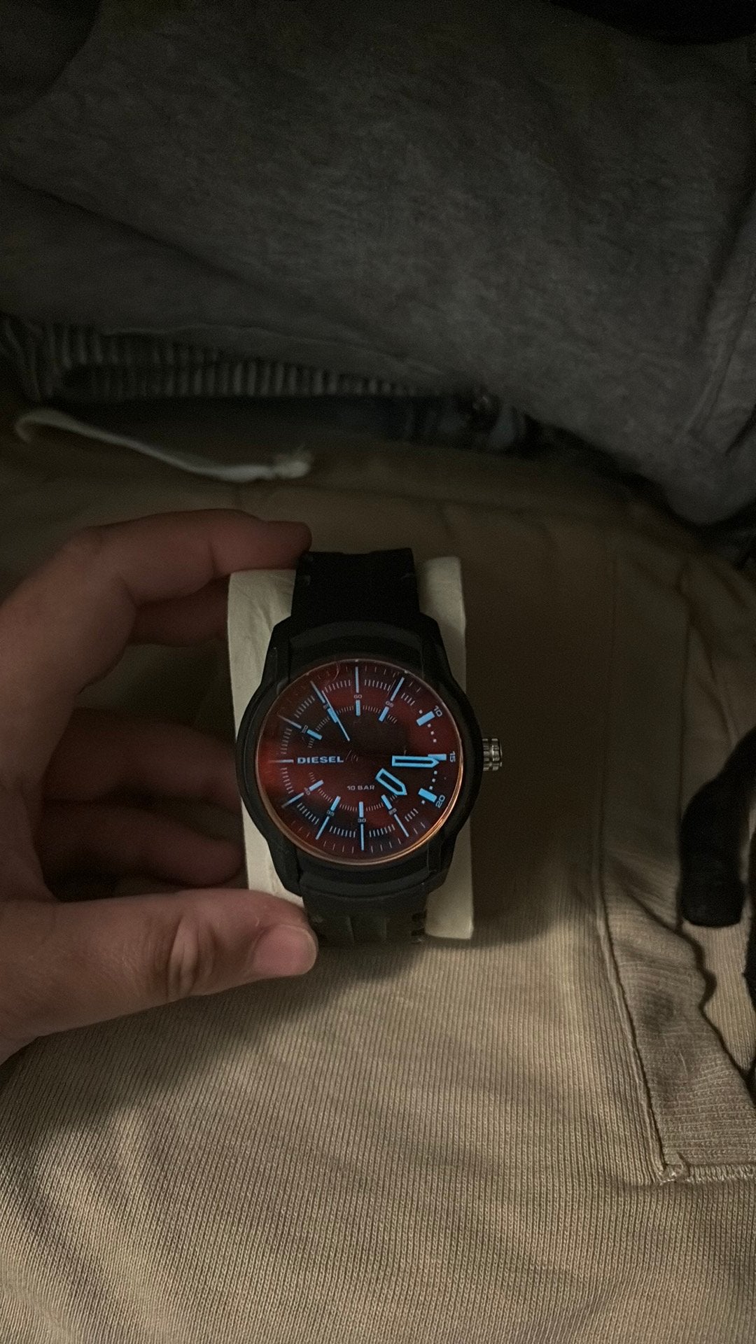 Montre diesel, Enlèvement, Comme neuf, Montre-bracelet