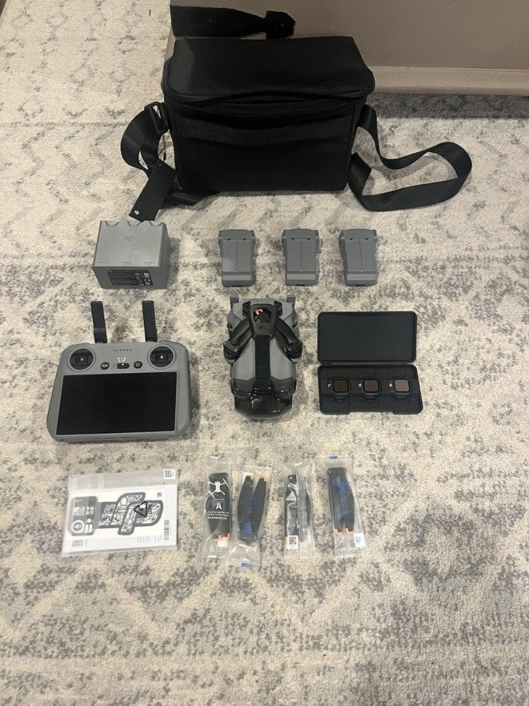 DJI Mini 5 Pro Drone Fly More Combo met DJI RC 3, TV, Hi-fi & Vidéo, Drones, Enlèvement ou Envoi, Moins de 250 g, Qualité supérieure
