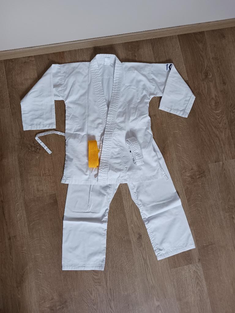 Karatepak maat 130 cm, Sport en Fitness, Ophalen, Gebruikt, Karate, Vechtsportkleding