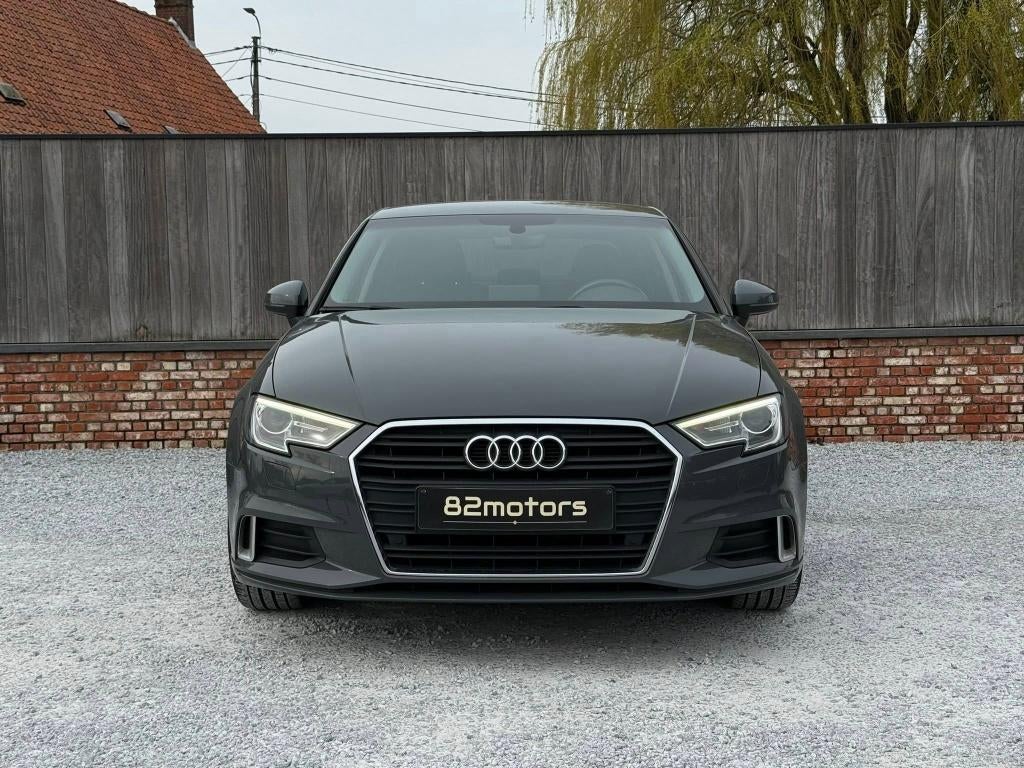 audi a3 limousine/1.0tfsi/led/sport/bluetooth/pdc/116pk, Auto's, Voorwielaandrijving, 4 deurs, Stof, Bedrijf