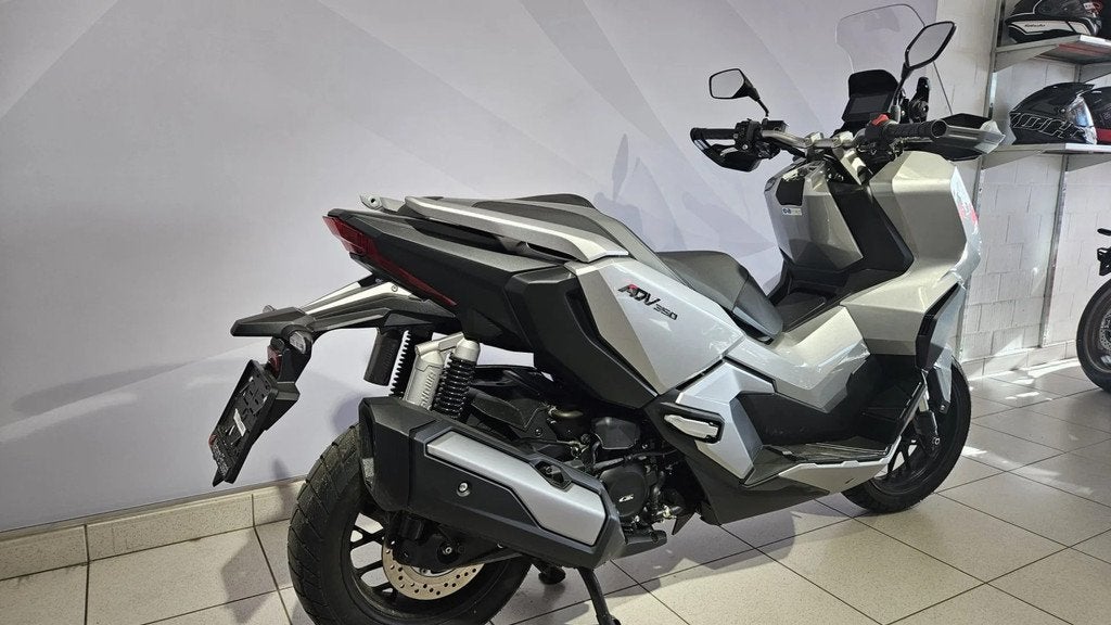 Honda ADV350 (bj 2022), Scooter, Bedrijf, 350 cc, 12 t/m 35 kW