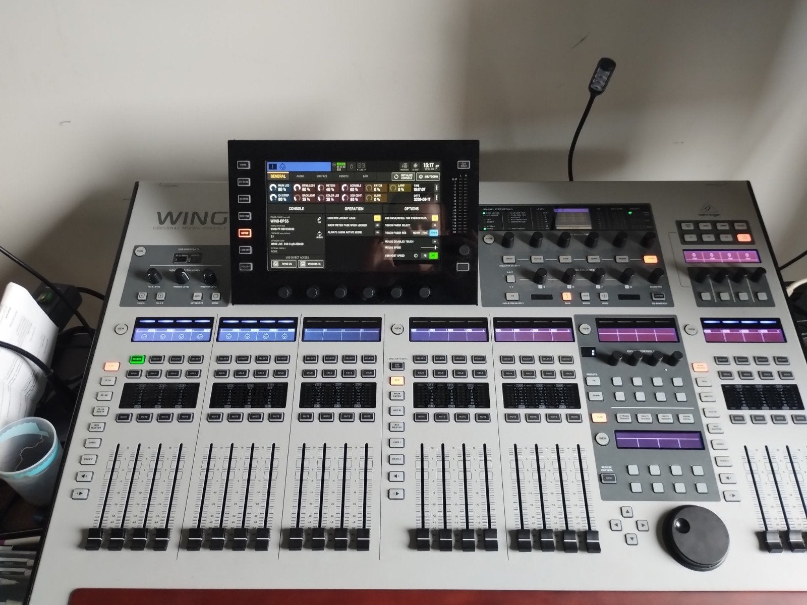 Behringer wing + 2 S16's inclusief, Muziek en Instrumenten, Ophalen, Zo goed als nieuw, 20 kanalen of meer, Microfooningang