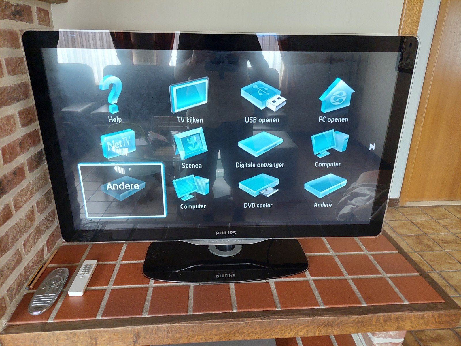 Philips 37PFL8605H met coating probleem, TV, Hi-fi & Vidéo, Enlèvement, LCD, Philips