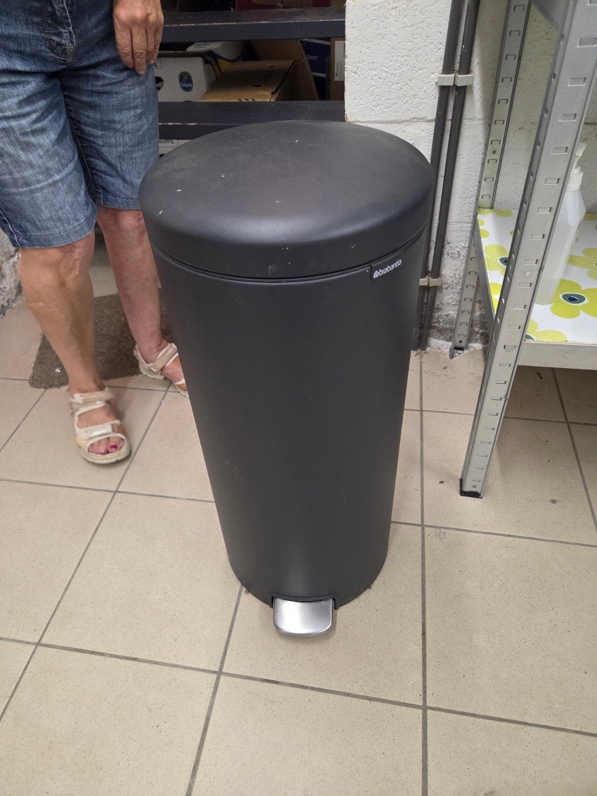 Poubelle à pédale Brabantia 30L mate, 50 – 75, À pédale, 20 à 30 litres, Comme neuf