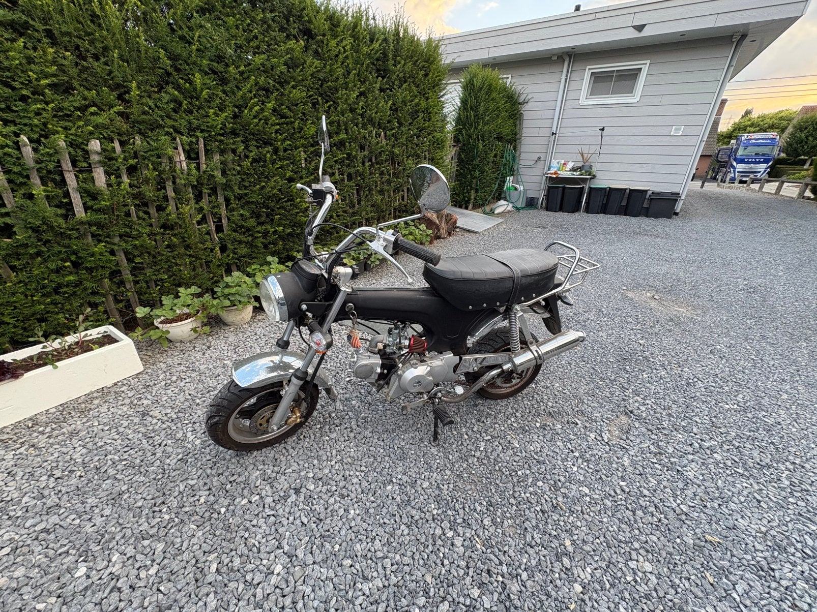 Zhenhua DX OT Mat Zwart 50cc, Classe B (45 km/h), Enlèvement, Utilisé, Essence