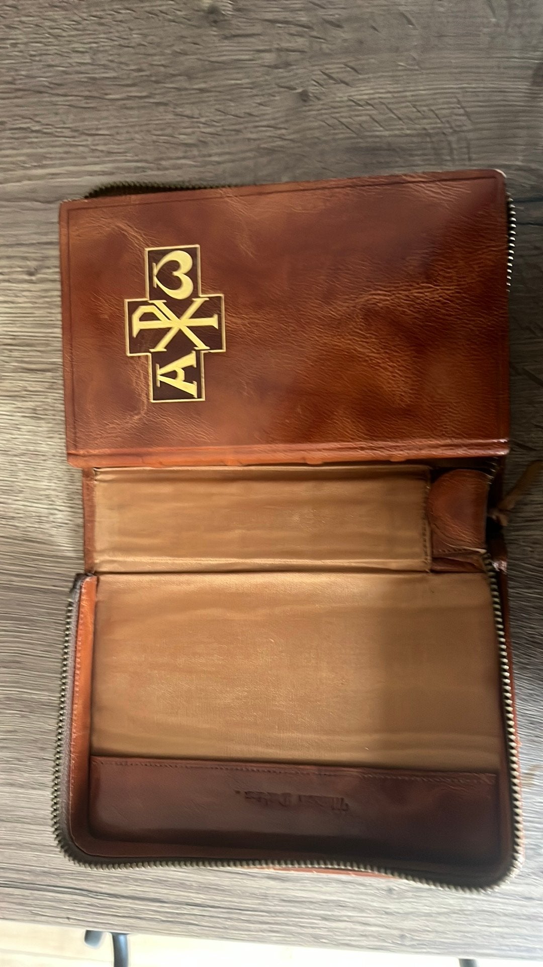Missaal uit 1947, leren etui, Ophalen