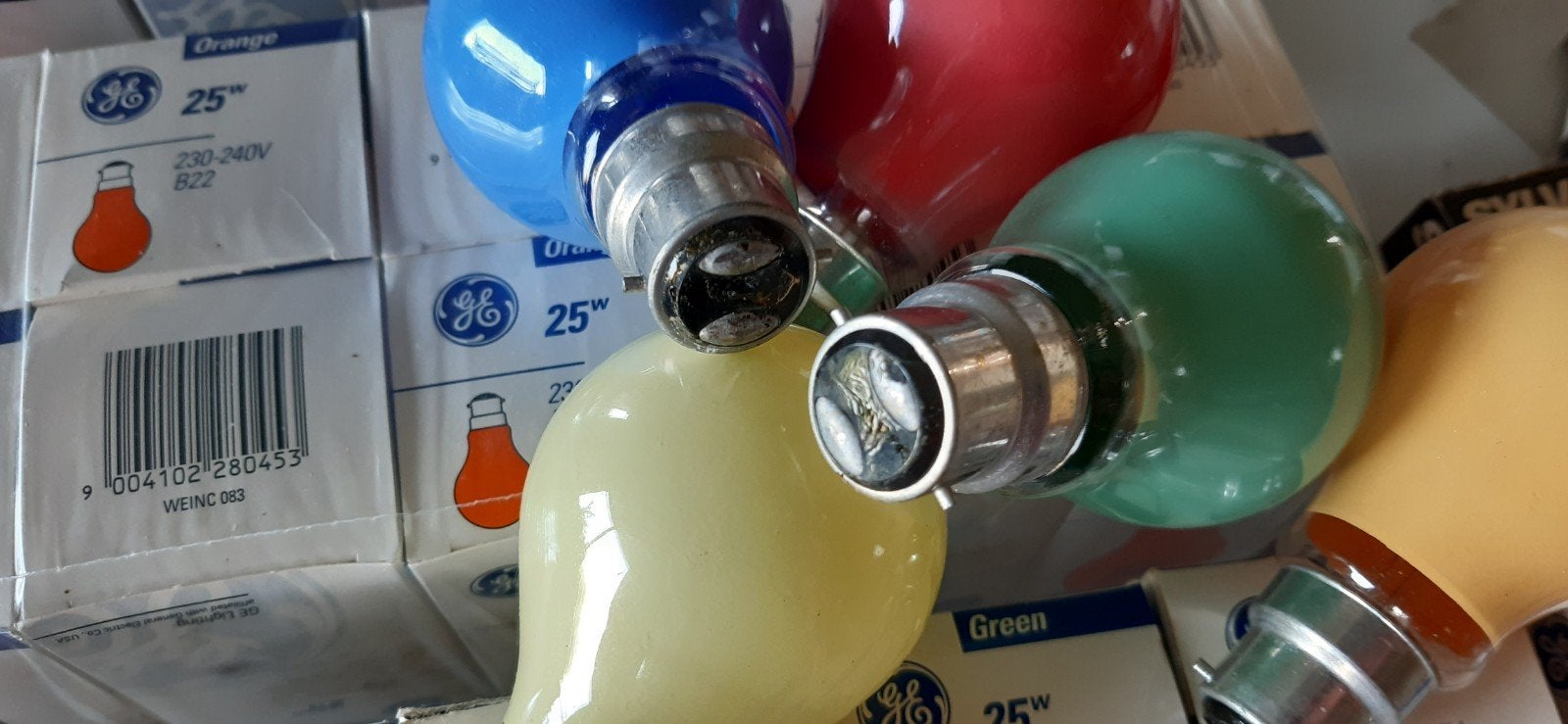 Set van 53 B22-lampen 220V 25W, Ophalen