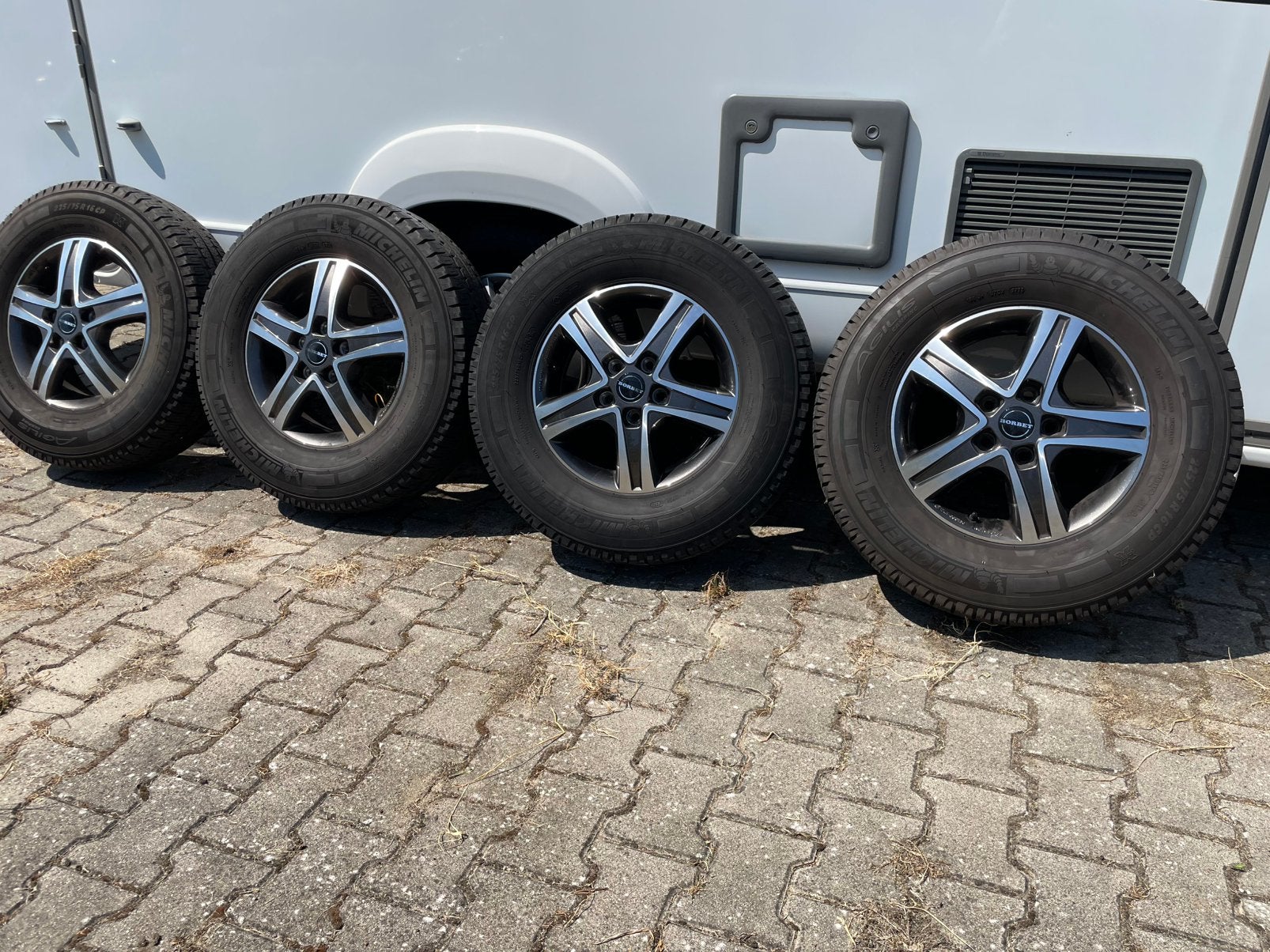 Camper "All Season" Michelin banden op Borbet velgen 16 inch, Auto-onderdelen, Banden en Velgen, Ophalen, 16 inch, All Season