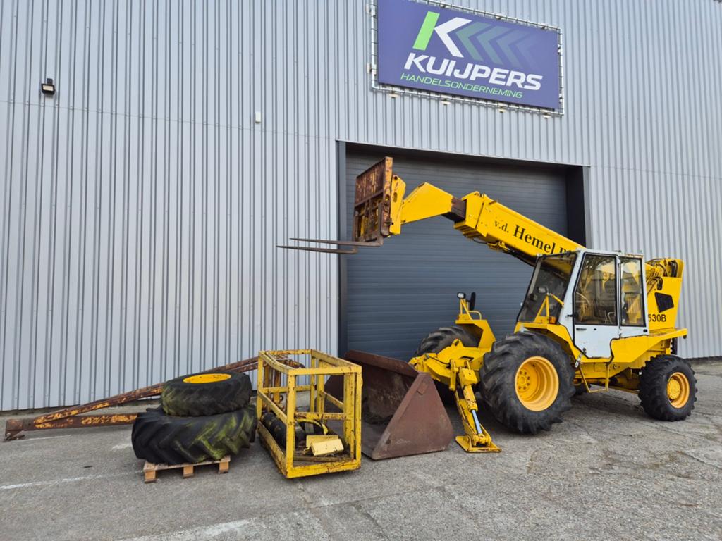 Chariot télescopique JCB 530B de 11 mètres avec de nombreux, Enlèvement