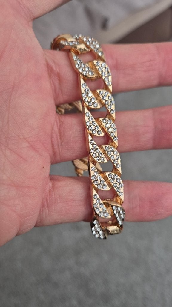 Mooi Goud > kleur Armband met 16 steentjes aan één schakel, Handtassen en Accessoires, Armbanden, Overige materialen, Nieuw, Goud