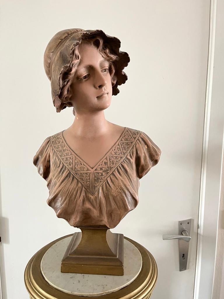 Buste Terracotta Gustave Van Vaerenbergh, Antiek en Kunst, Kunst | Beelden en Houtsnijwerken, Buste, Gips, Vrouw, 50 - 100 cm