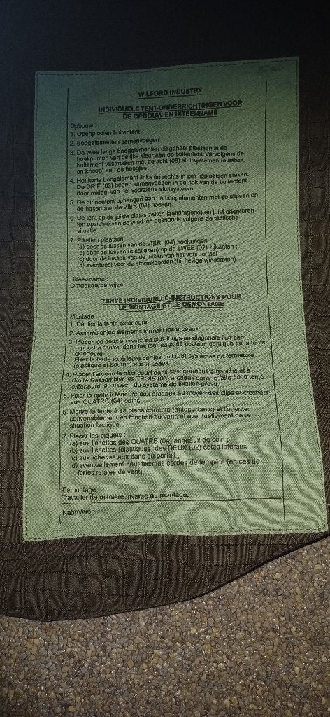 Tent  camouflage, Enlèvement, Comme neuf, Jusqu'à 2