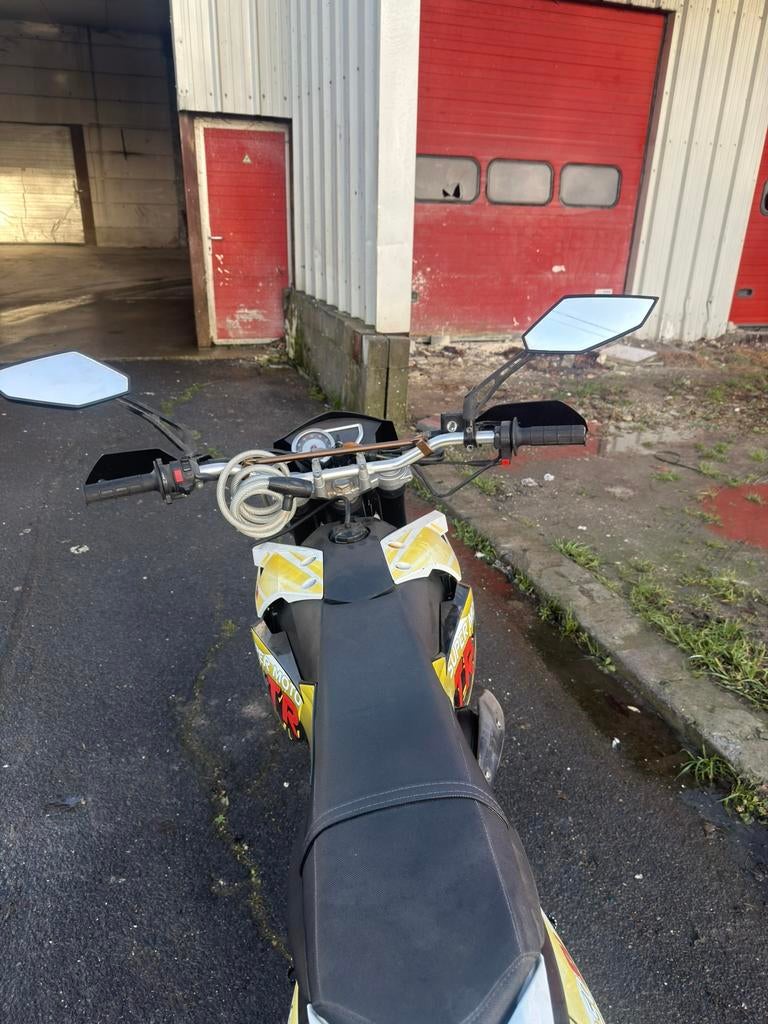Cross brommer, Fietsen en Brommers, Ophalen, Gebruikt, 55 cc, 5 versnellingen