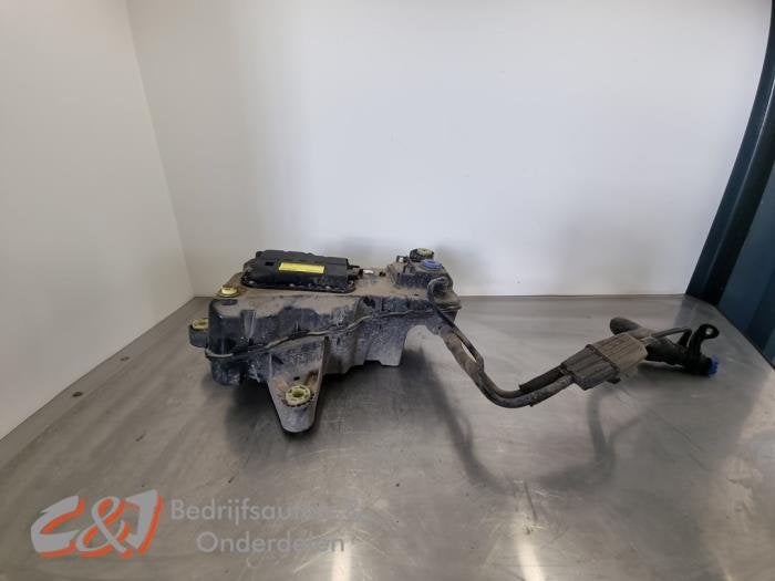 Adblue tank van een Opel Combo, Gebruikt, -, -, Opel