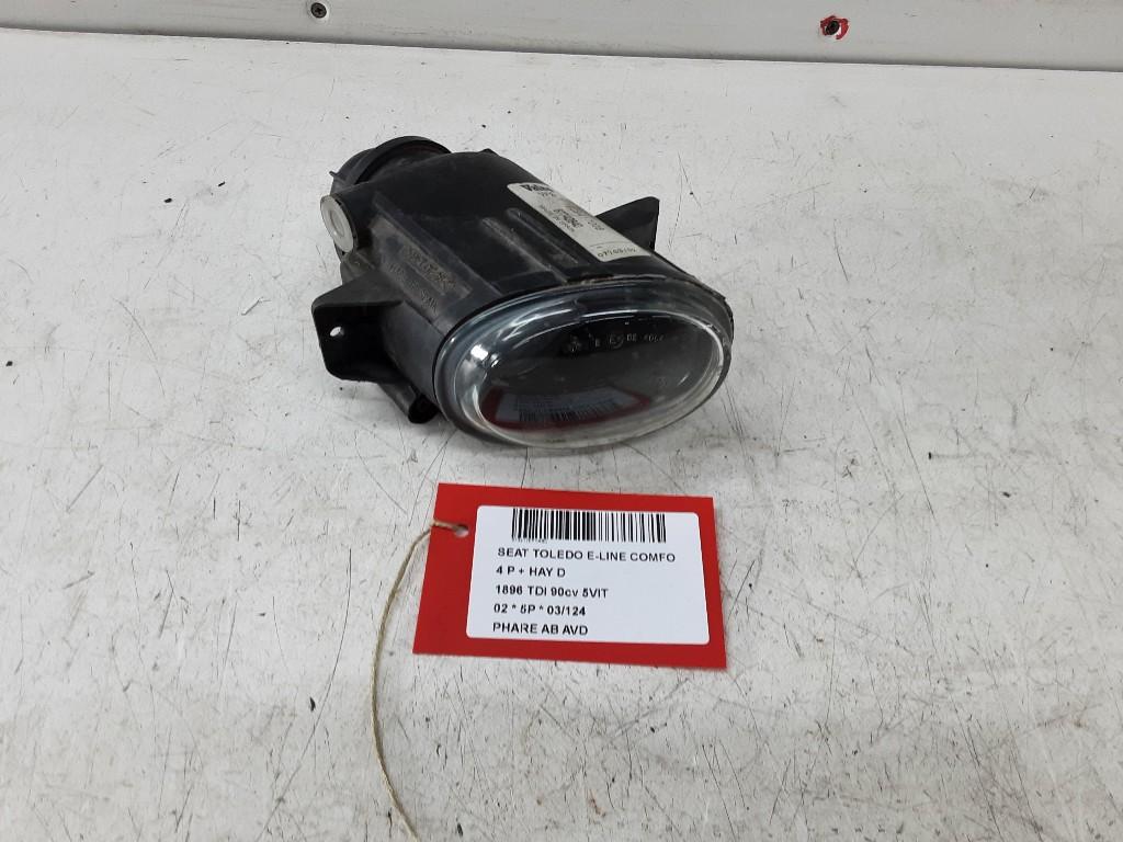 ANTI BROUILLARD AVANT DROIT Seat Toledo (1M2) (1MO0941700B), Mevr. I. Hauben, Utilisé, Rue de l'Espoir 34 34
4030  GRIVEGNÉE, BE