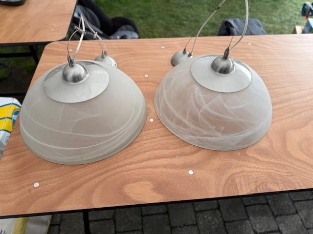 2 lusters, Huis en Inrichting, Lampen | Hanglampen, Ophalen, Zo goed als nieuw, Glas, 50 tot 75 cm
