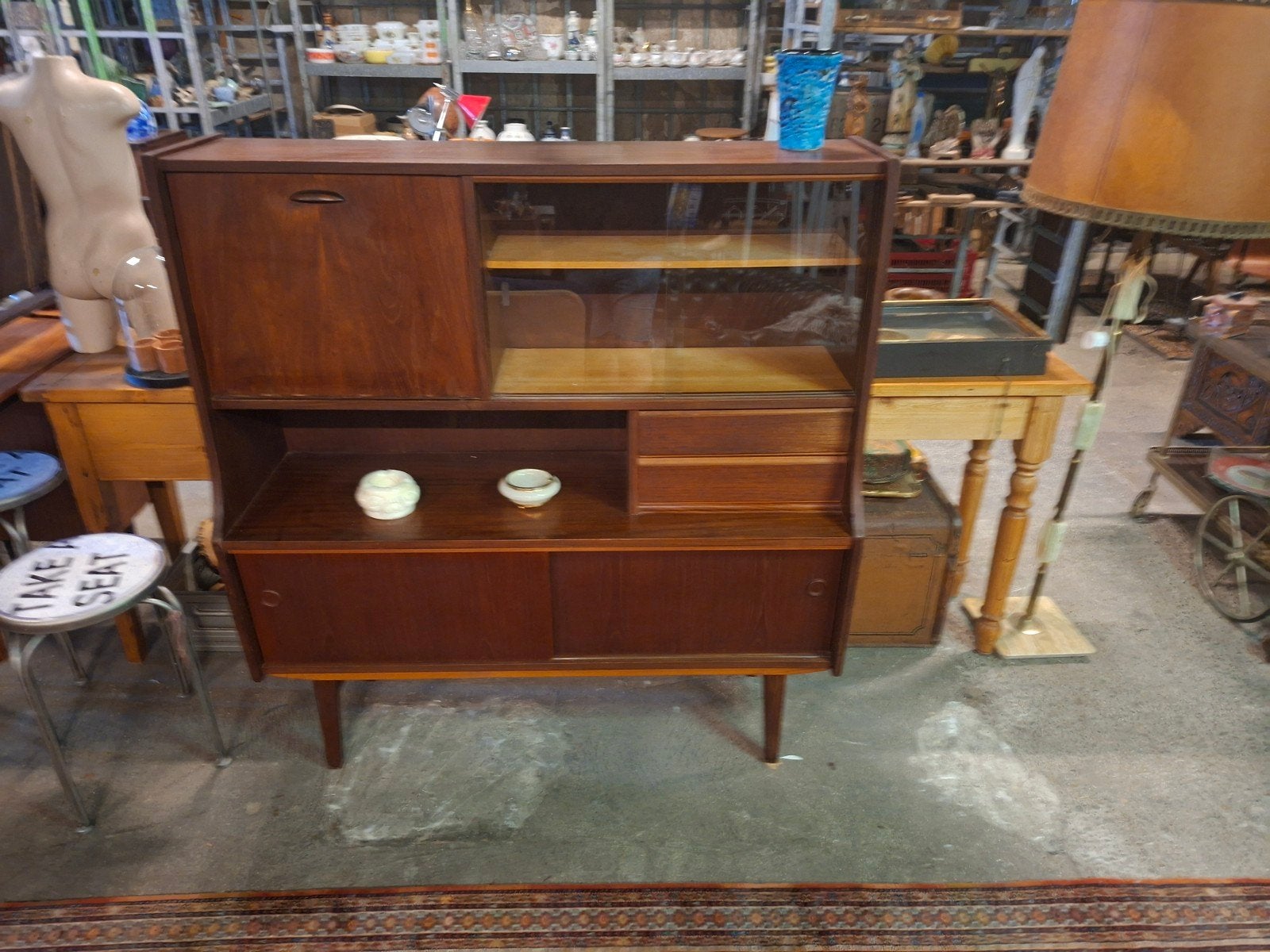 Highboard kastje, Antiek en Kunst, Antiek | Tv's en Audio, Ophalen