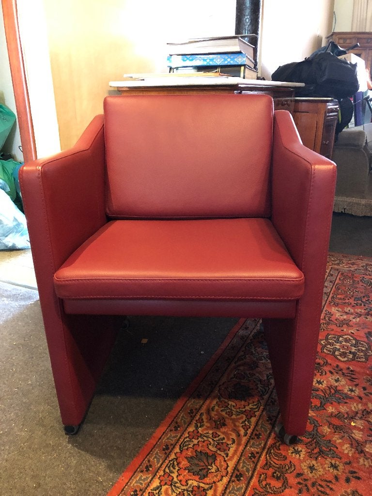 Mooie rode fauteuil van De Rore op wieltjes, Ophalen, Kunststof, Eenpersoons, Minder dan 75 cm