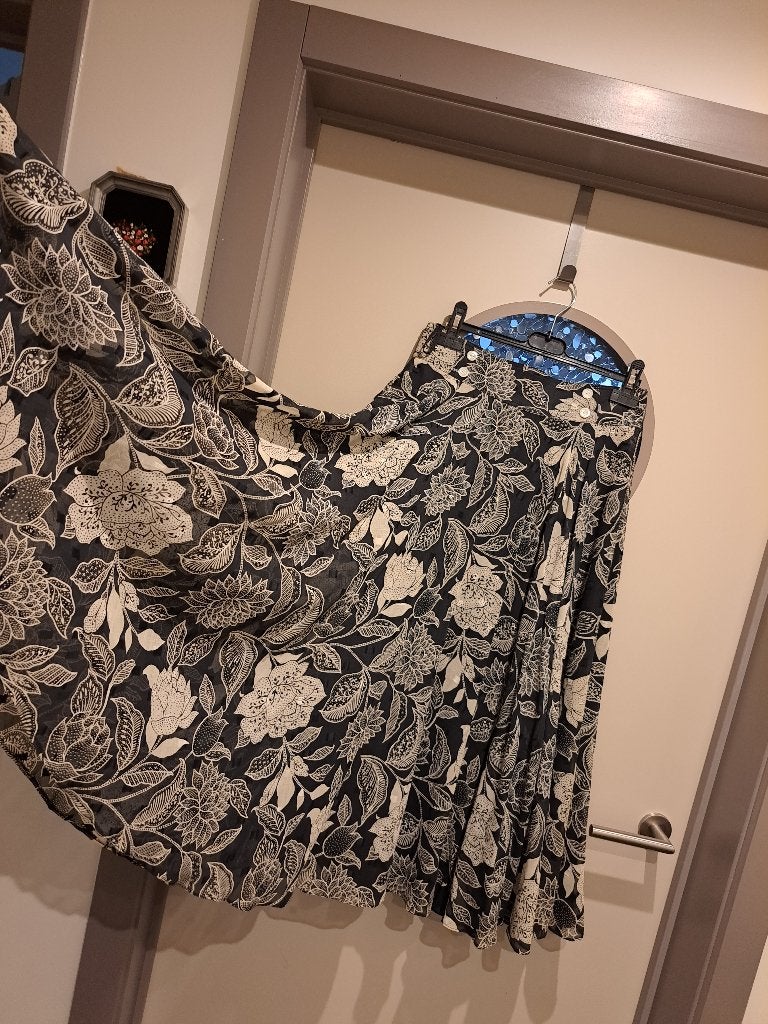 Alexander, sjieke wijde vintage rok, 36, maxi, Kleding | Dames, Rokken, Meerkleurig, Ophalen of Verzenden, Zo goed als nieuw, Maat 36 (S)