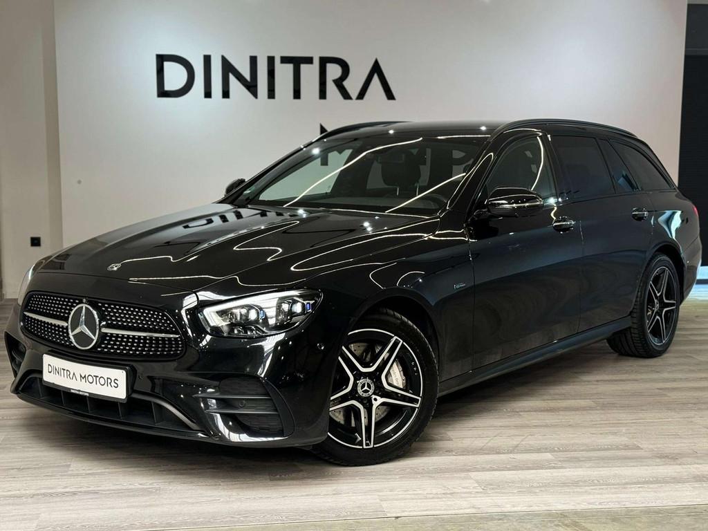 Mercedes-Benz E 300 4Matic AMG Night Pakket /360/LED/Carpl, Auto's, Automaat, Gebruikt, 4 cilinders, Zwart