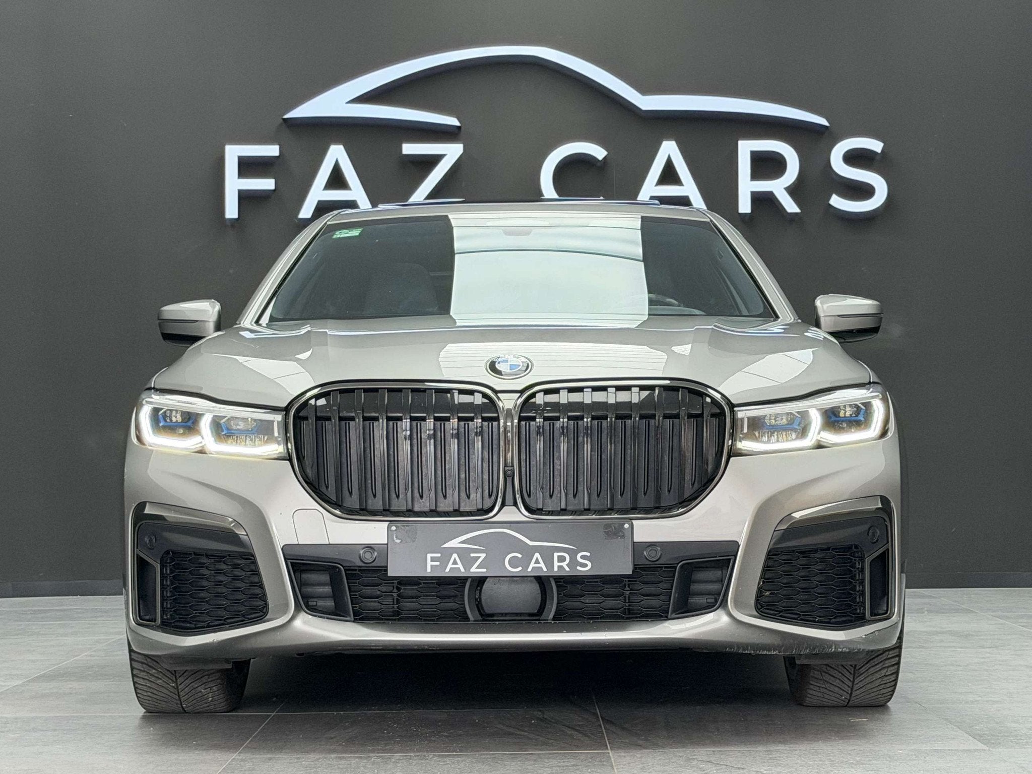 BMW 7 Serie 745 eAS PHEV * 1ER PROP + TVA + FULL OPTIONS *, Automaat, 4 deurs, Gebruikt, Lichtsensor
