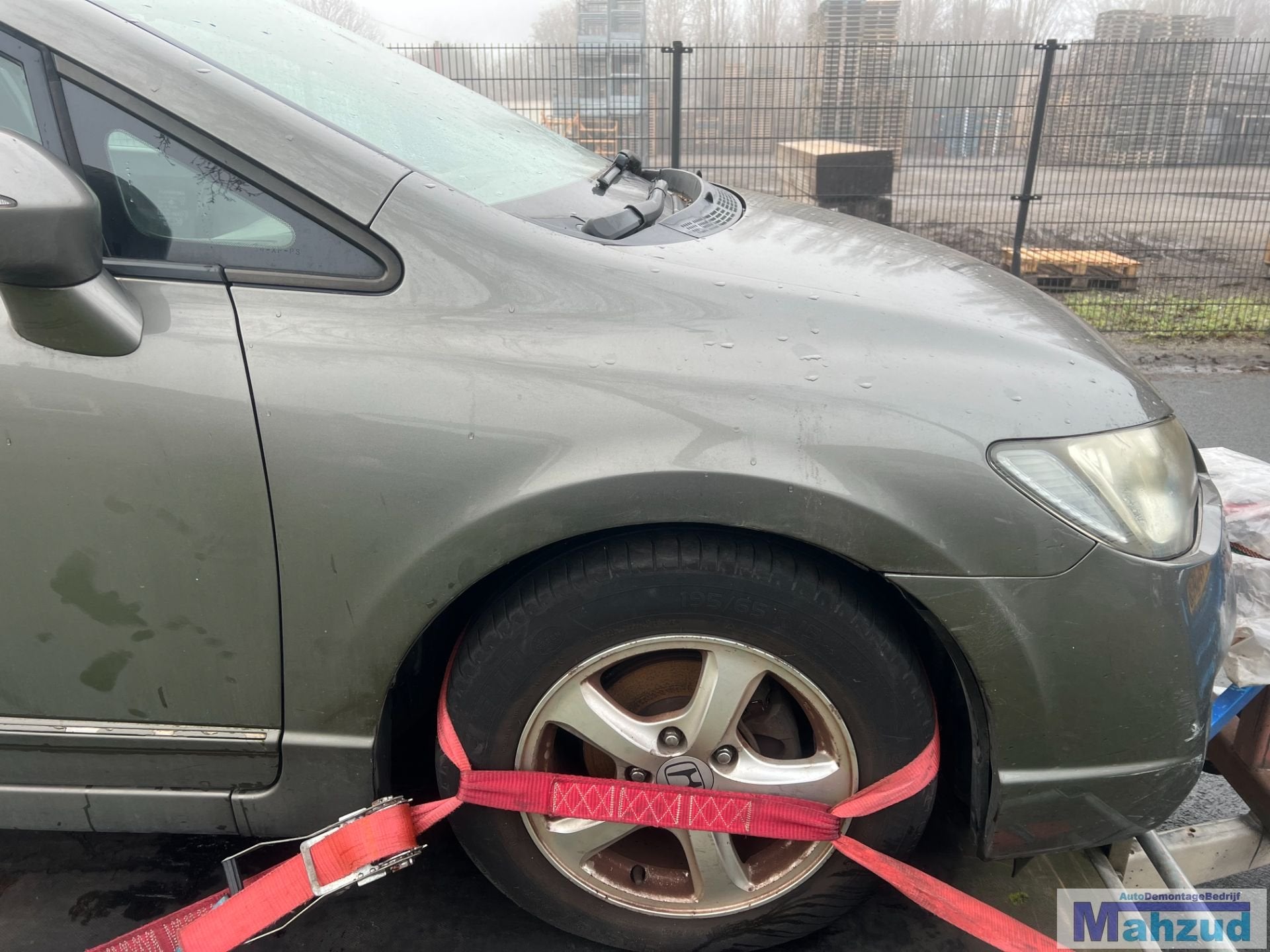 Garde-boue avant droit gris pour HONDA CIVIC 1.3 IMA Hybrid, Info@honda.co.jp, Utilisé, Minami-Aoyama 2-chome 1-1
107-8556  Tokyo