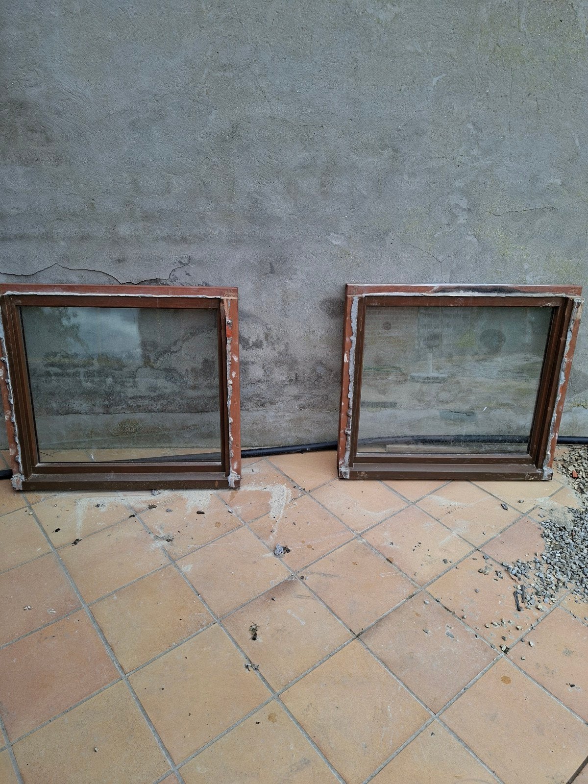 2 houten ramen, Bricolage & Construction, Vitres, Châssis & Fenêtres, Enlèvement