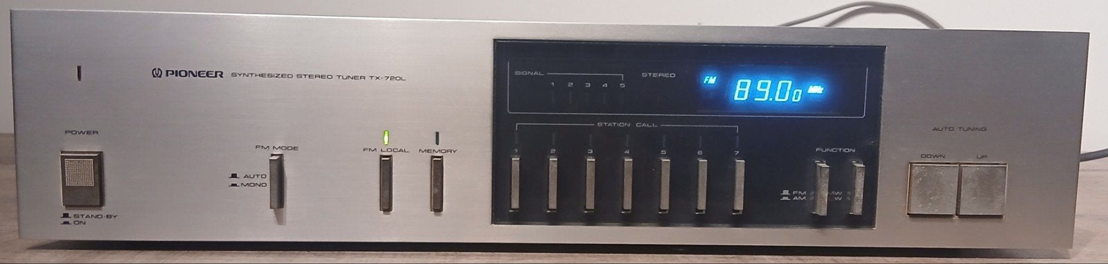 Prachtige Pioneer TX-720L Synthesized Stereo Tuner – Perfect, Audio, Tv en Foto, Tuners, Ophalen