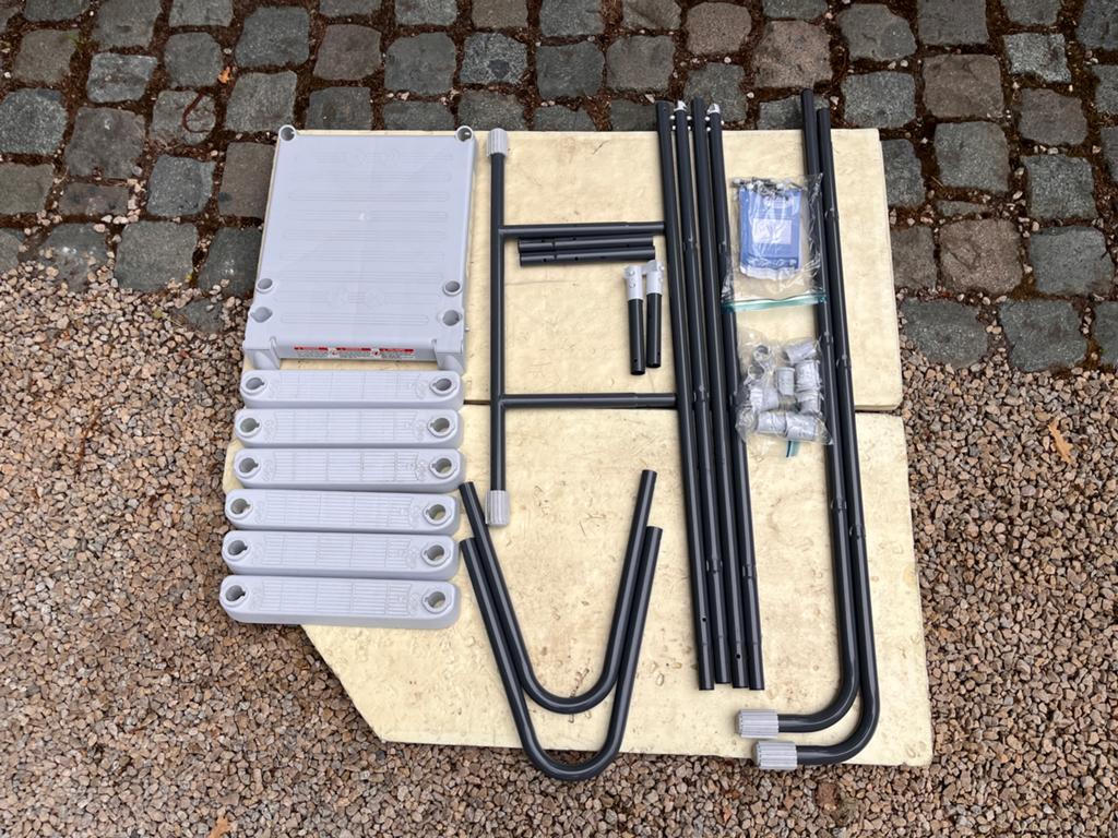 Intex Deluxe zwembad ladder - 122 cm wandhoogte, Tuin en Terras, Zwembad-toebehoren, Zo goed als nieuw, Ladder, Ophalen