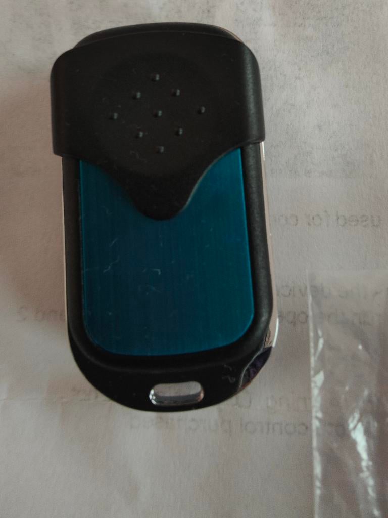Télécommande pour porte de garage ou autre neuve, Enlèvement