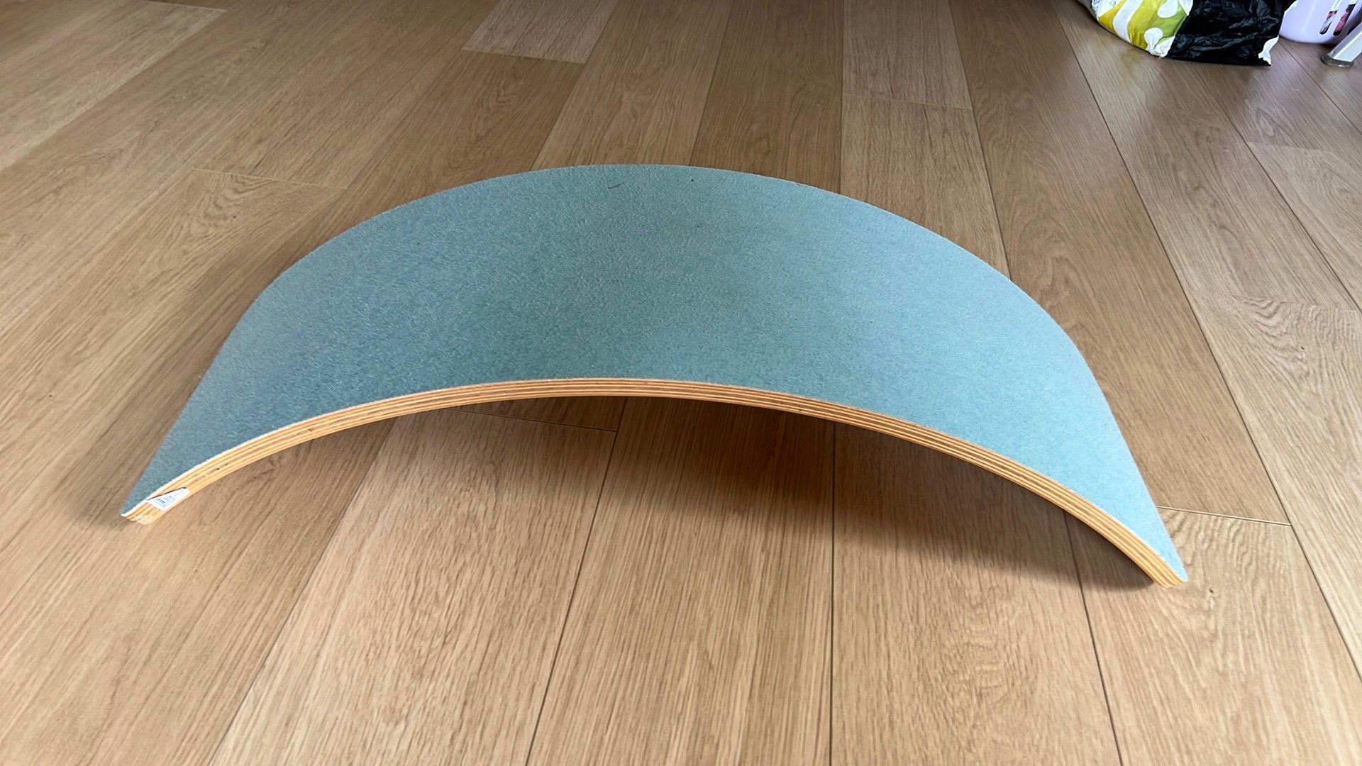 Wobbel - Planche d’équilibre en bois avec feutre, Ophalen, Zo goed als nieuw