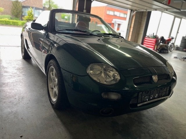 MGF *Ancetre 9/2026* a redemarré * Démarre et roules*, Autos, Achat, Entreprise, Cabriolet, Boîte manuelle
