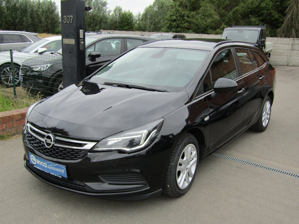 Opel Astra 1.6 CDTI Gekeurd voor verkoop, Auto's, Voorwielaandrijving, Stof, 4 cilinders, Zwart