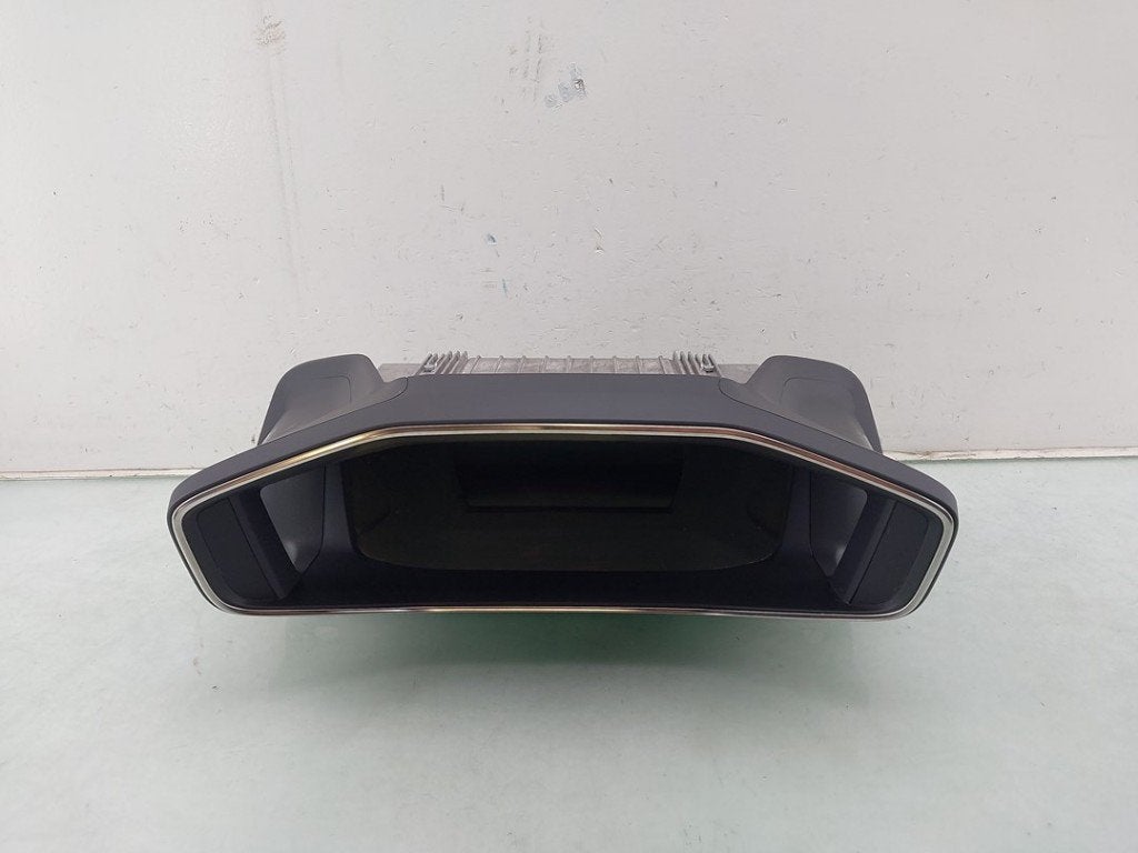 COCKPIT Peugeot 208 II (UB / UH / UP) (01-2019/-), Kontakt-peugeot@peugeot.com, Gebruikt, Peugeot Deutschland GmbH, Bahnhofsplatz
65423  Rüsselsheim, DE