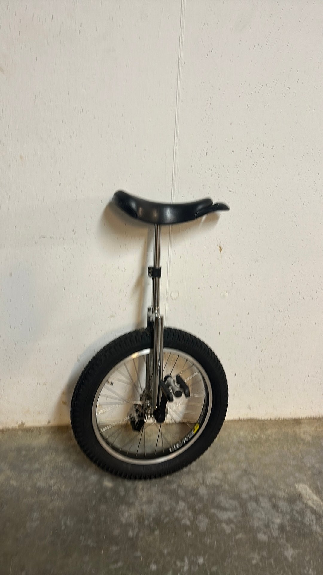 Een wieler, Ophalen, Zo goed als nieuw