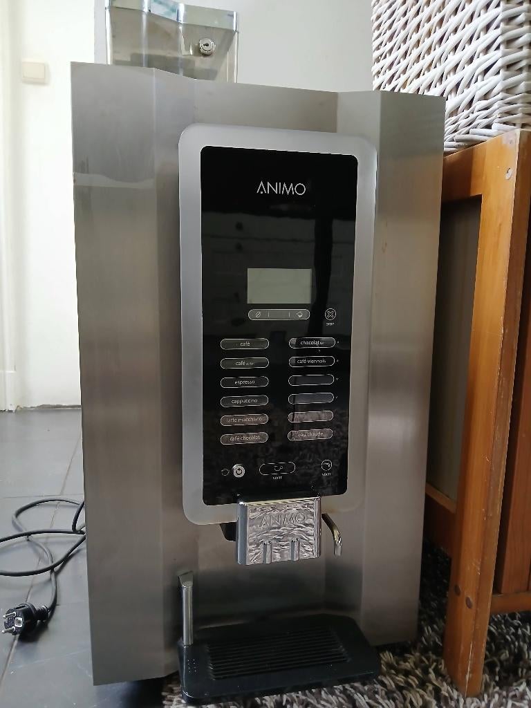 Machine à café professionnelle, ecran tactile intuitif, Electroménager, Enlèvement, Utilisé
