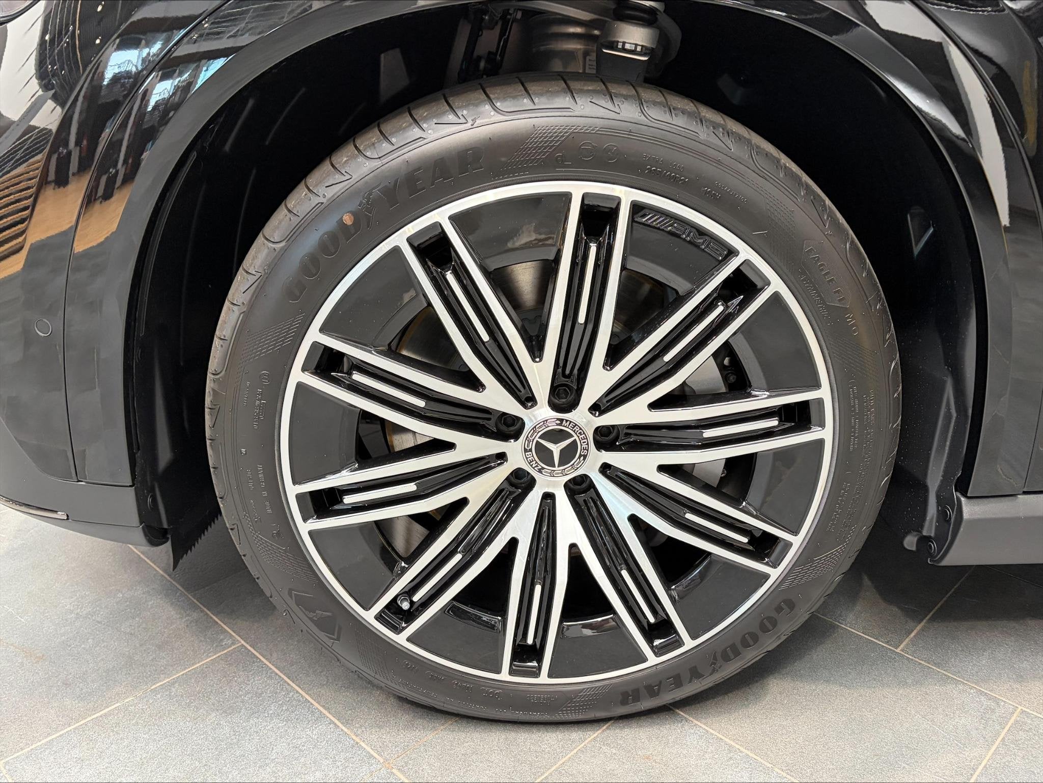 Mercedes-Benz EQE SUV EQE 350+ Star Edition (automatique), Autos, Mercedes-Benz, Neuf, 750 kg, Entreprise, Noir
