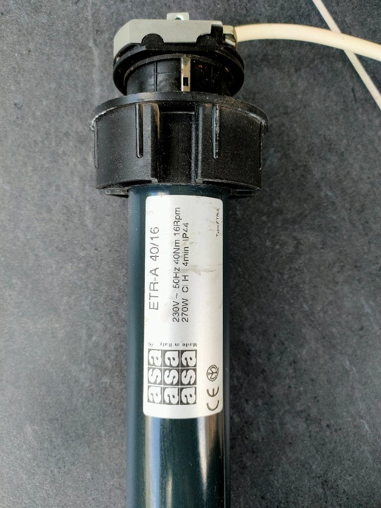 Moteur pour store banne + 2 télécommandes, 150 à 300 cm, Enlèvement, Utilisé, Autres types
