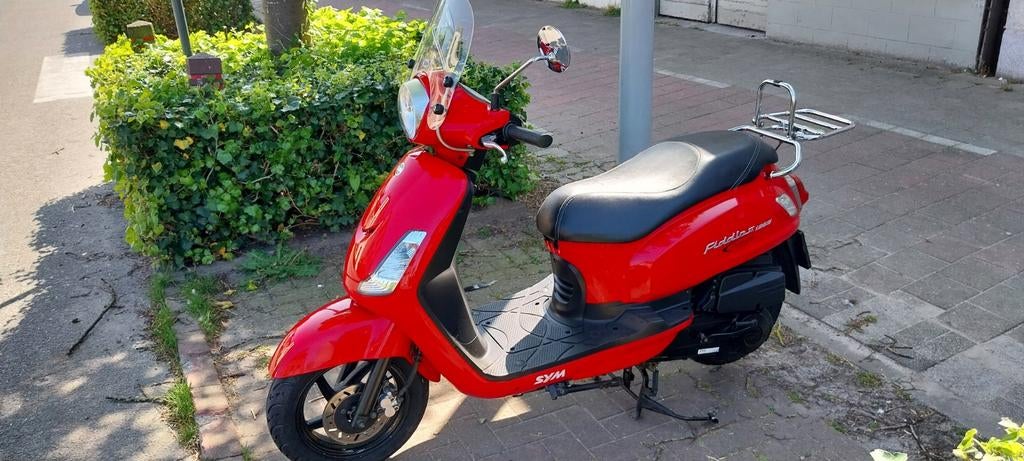 Sym fiddle 2 125 sport, Vélos & Vélomoteurs, Scooters | Peugeot, Enlèvement